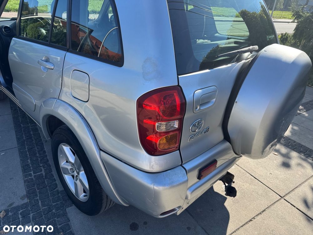 Toyota RAV4 D-4D 4x4 Sol - 31