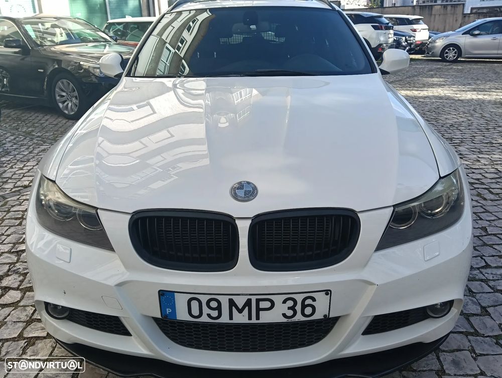BMW 320 d Pack M - 8