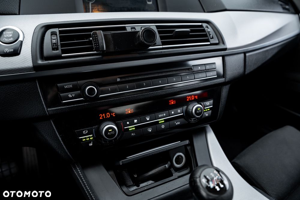 BMW Seria 5 ver-xdrive20d - 30