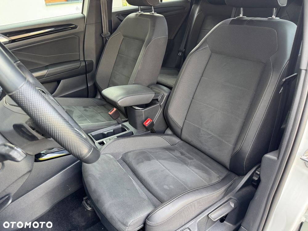 Volkswagen T-Roc - 11