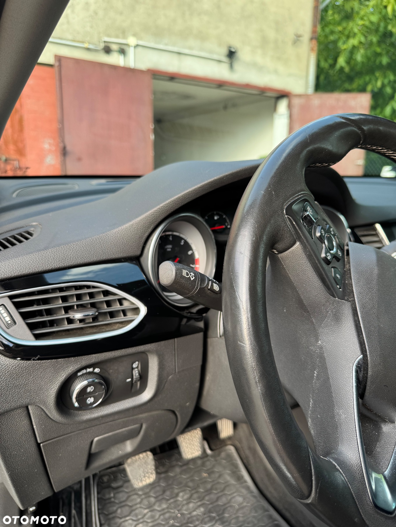 Opel Astra V 1.4 T Elite S&S - 13