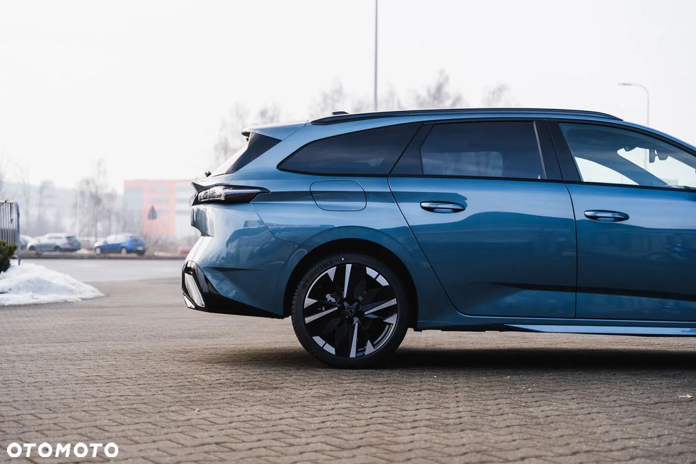 Peugeot 308 58.3kWh GT Exclusive - 27