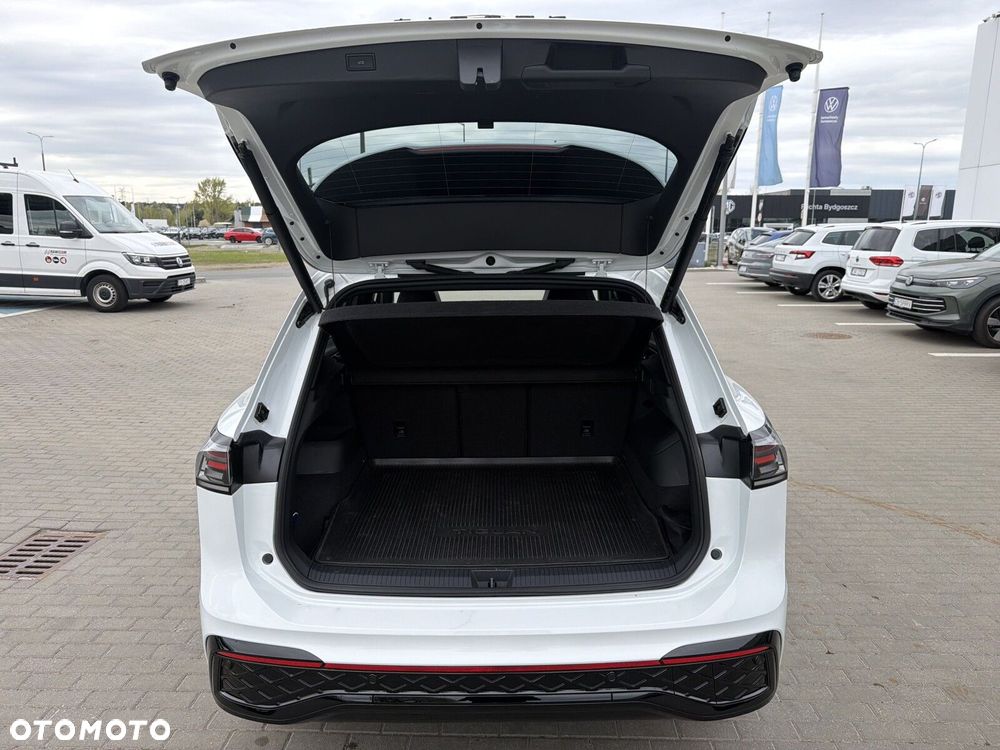 Volkswagen Tiguan 2.0 TDI R-Line DSG - 18