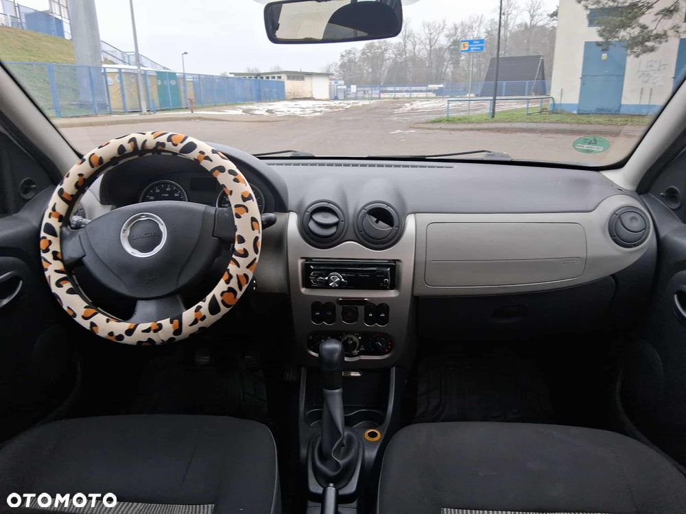 Dacia Sandero - 7