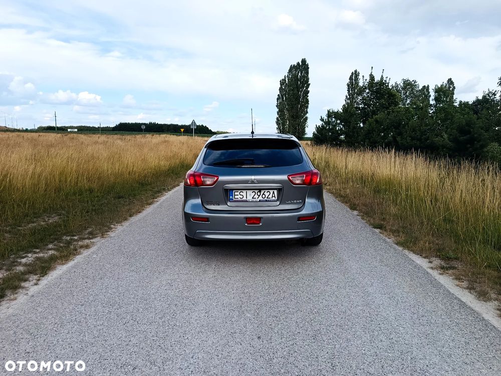 Mitsubishi Lancer Sportback 1.6 ClearTec - 11