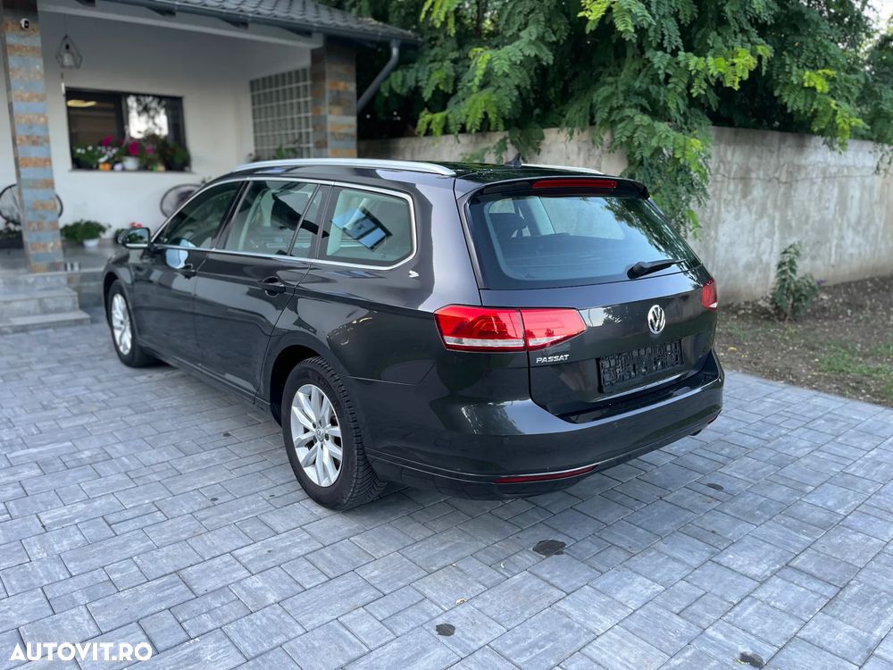Volkswagen Passat 2.0 TDI (BlueMotion Technology) DSG Comfortline - 4