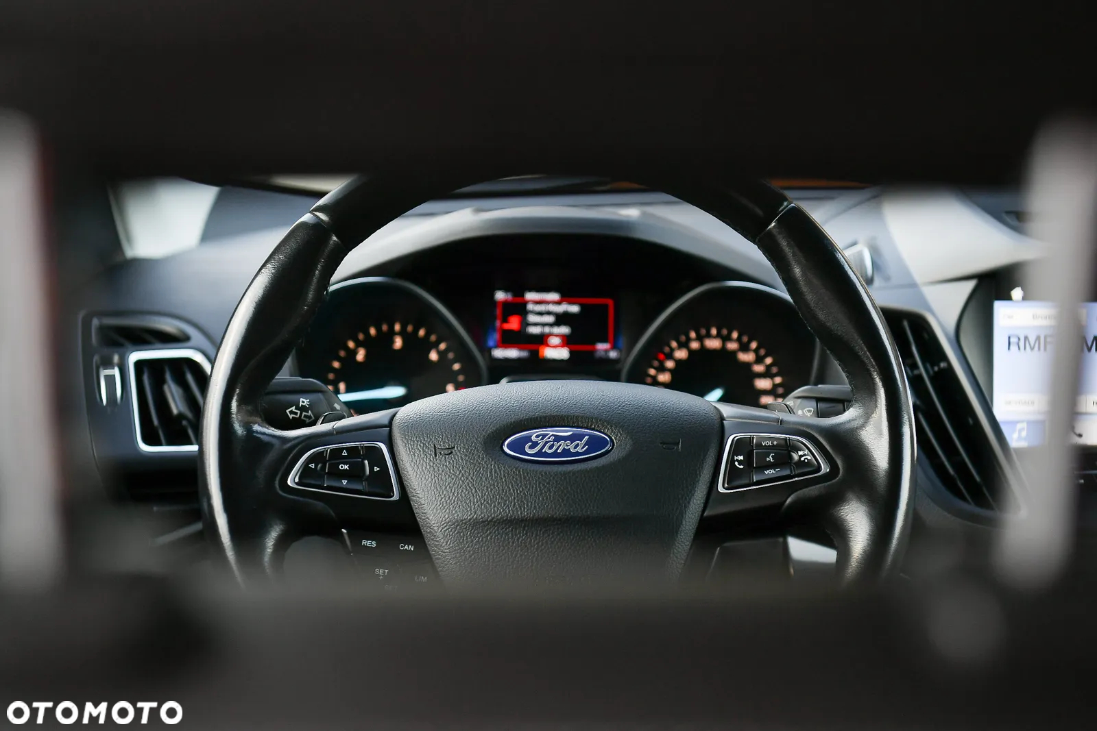 Ford Kuga 2.0 TDCi 4WD Titanium - 28