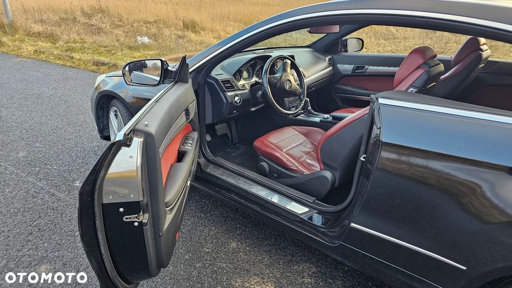 Mercedes-Benz Klasa E - 17