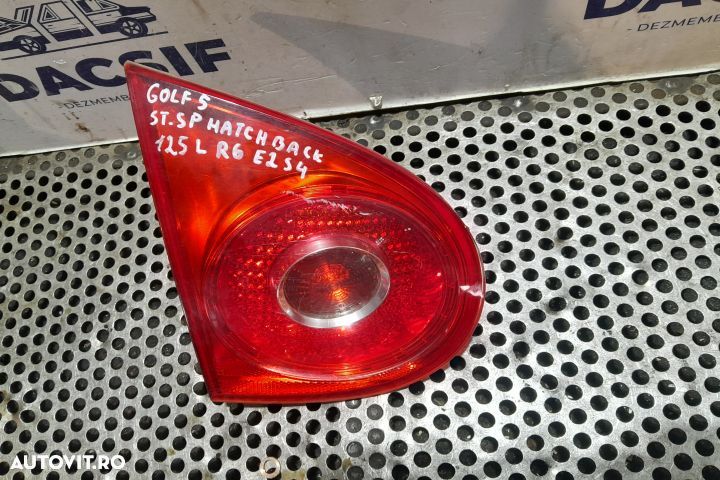 Lampa / Tripla stop stanga pe hayon 1K6945093E 1K6945093E Volkswagen - 1