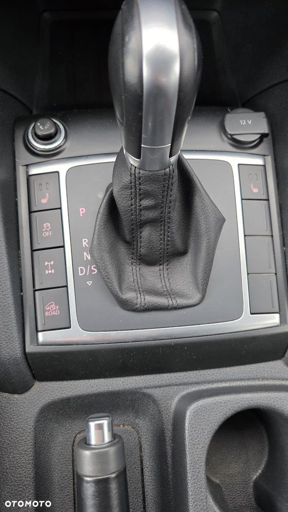 Volkswagen Amarok - 10