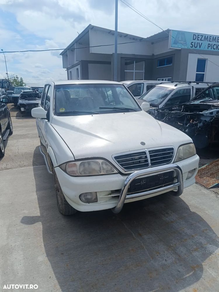 Dezmembrez ssangyong musso sport și normal 2.9tdi și 2.3benzina - 1
