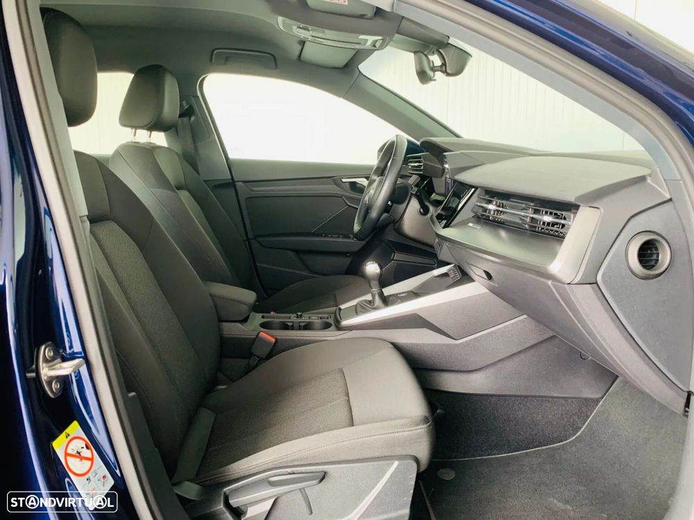 Audi A3 Sportback 30 TFSI S line - 40