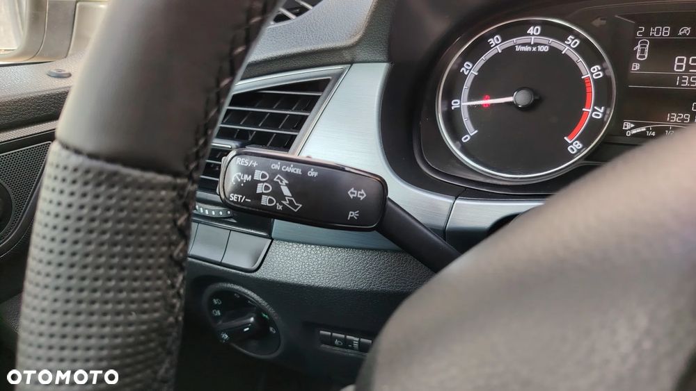 Skoda Fabia 1.0 TSI Ambition Plus - 24