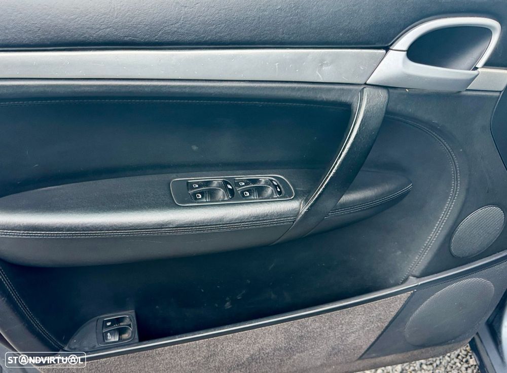 Porsche Cayenne - 23