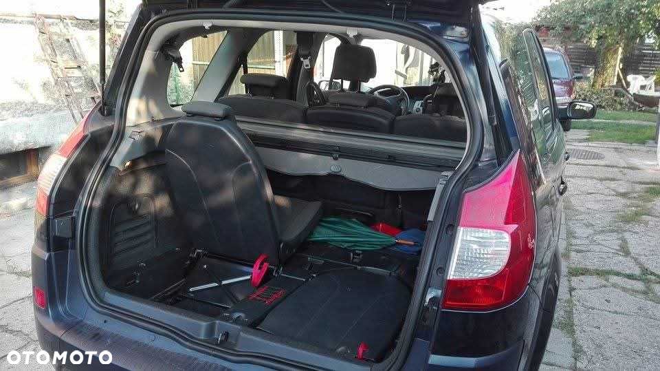 Renault Grand Scenic - 6
