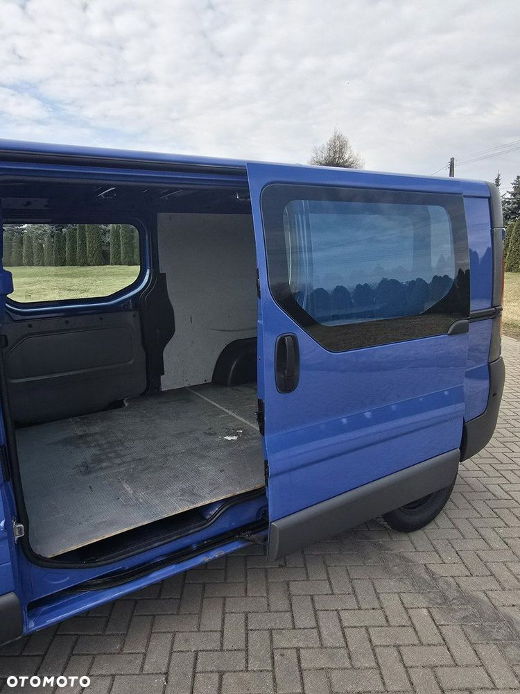 Opel Vivaro - 14