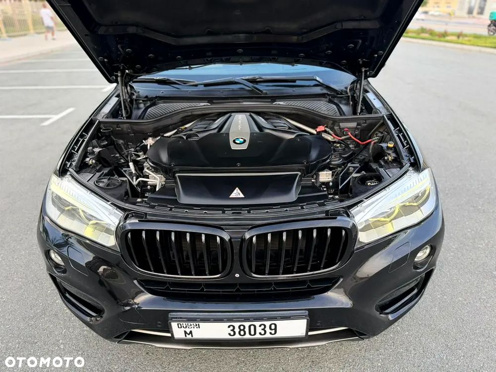 BMW X6 xDrive50i - 16