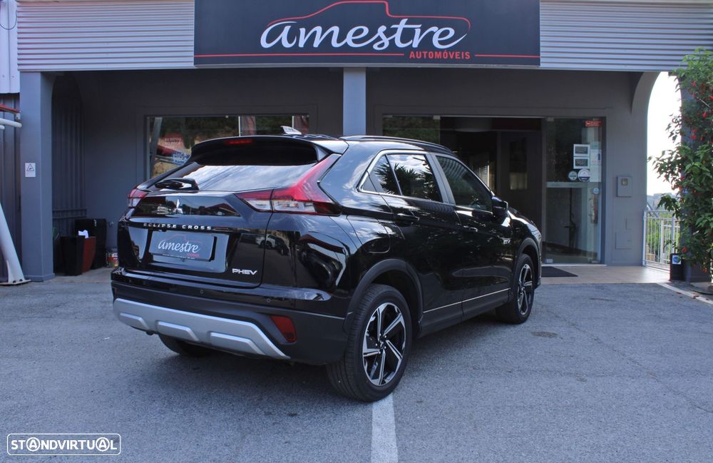 Mitsubishi Eclipse Cross 2.4 PHEV Black Edition - 3