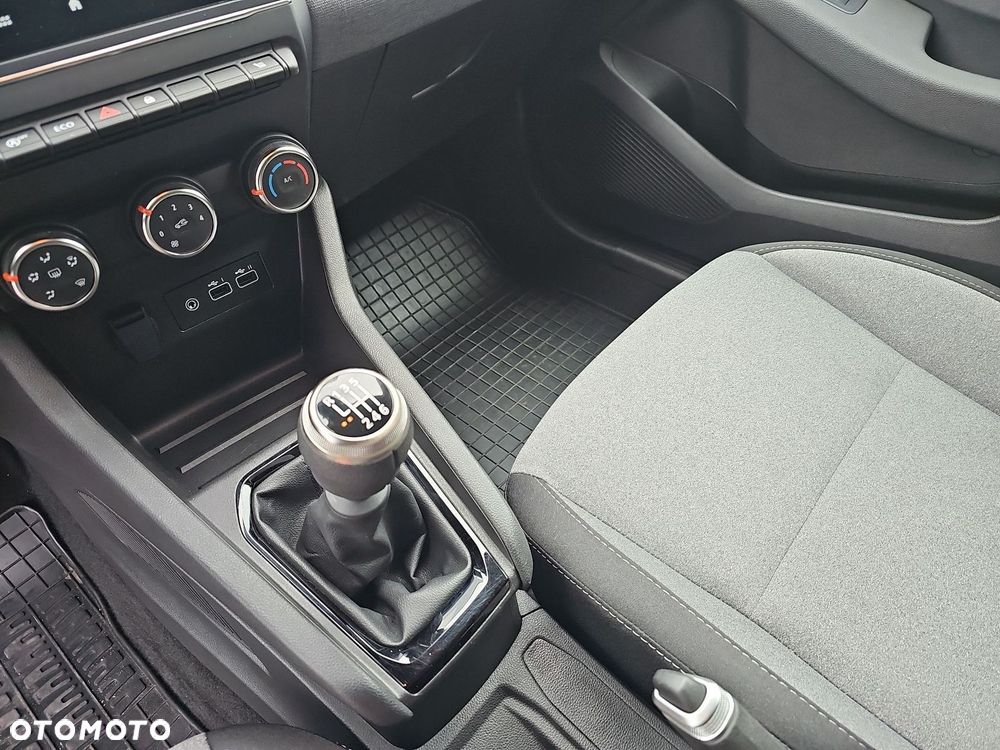 Renault Clio 1.0 TCe Evolution - 17