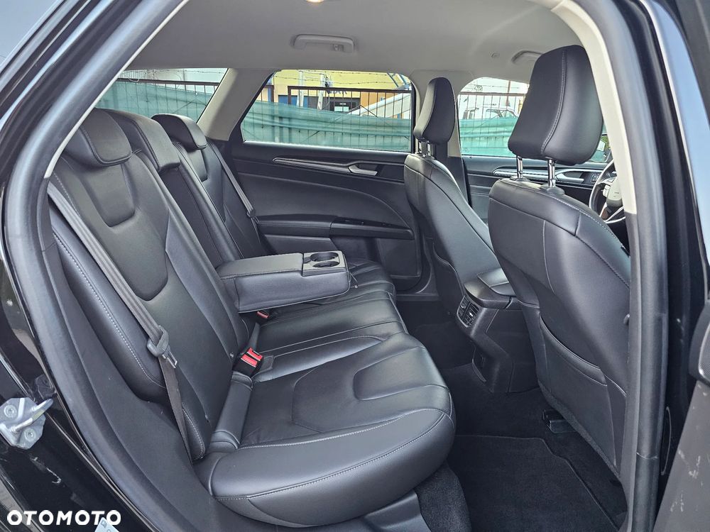 Ford Mondeo SW 2.0 EcoBlue Titanium - 28