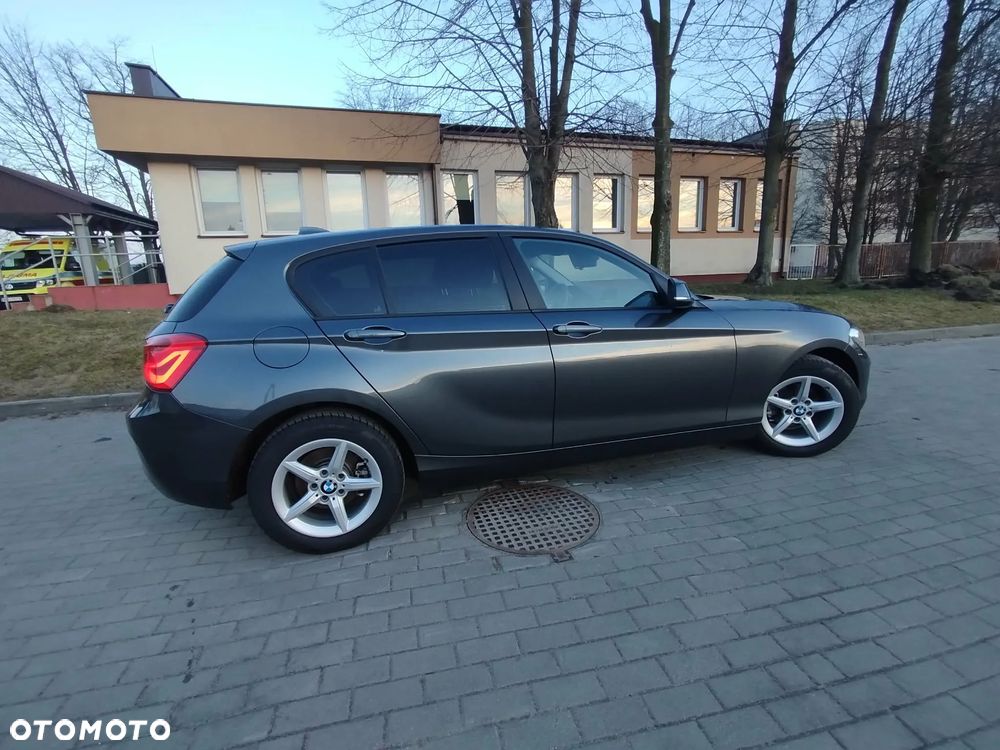 BMW Seria 1 118i Sport Line - 23