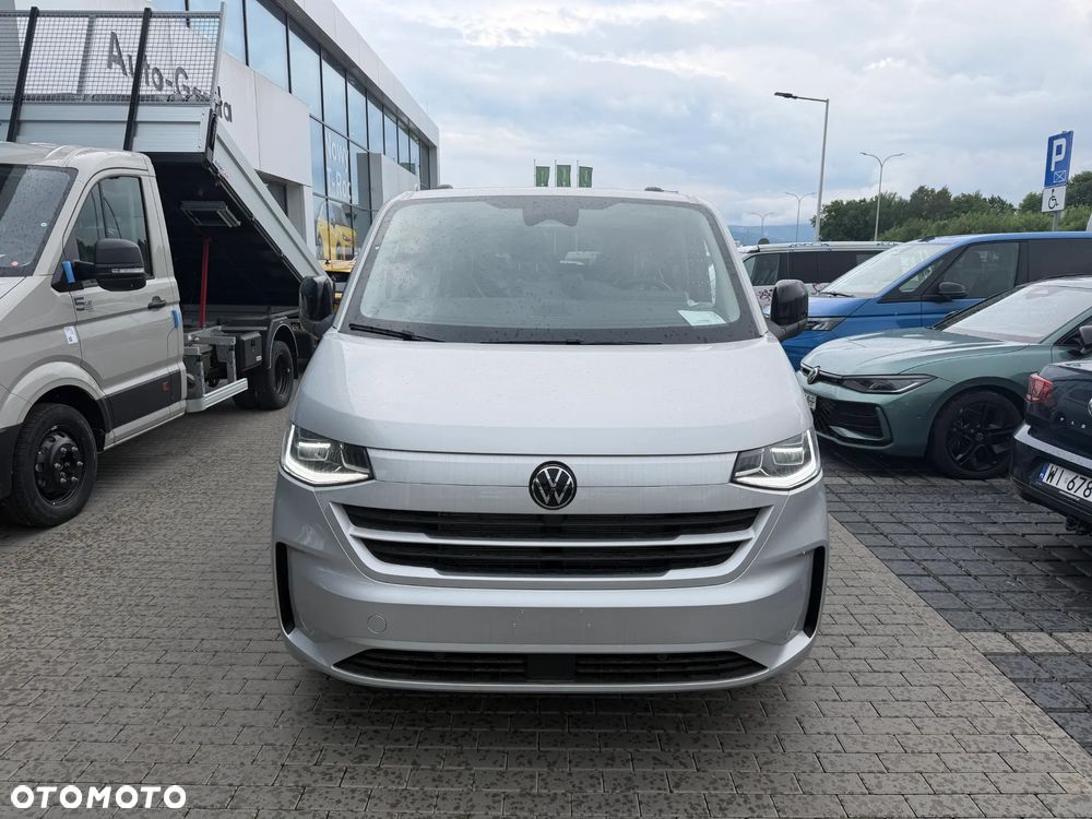 Volkswagen Caravelle - 2