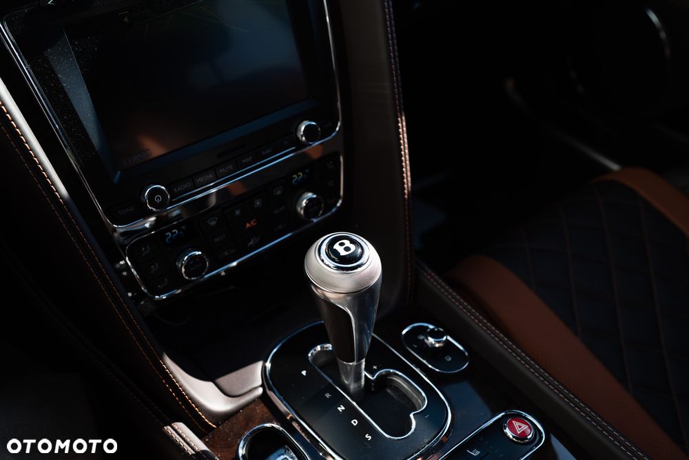Bentley Flying Spur W12 - 14