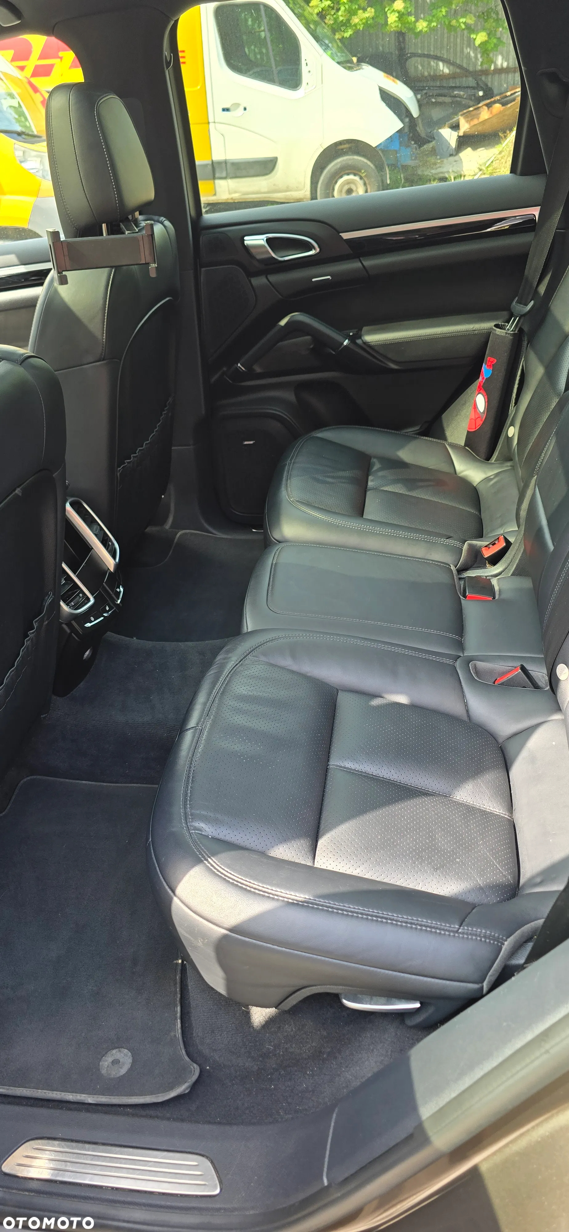 Porsche Cayenne Platinum Edition - 14