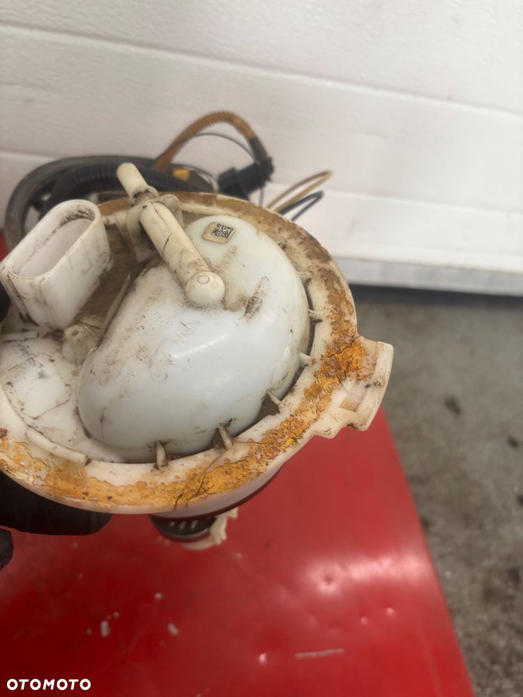 VW PASSAT B6 POMPA PALIWA 1.8 TFSI - 4