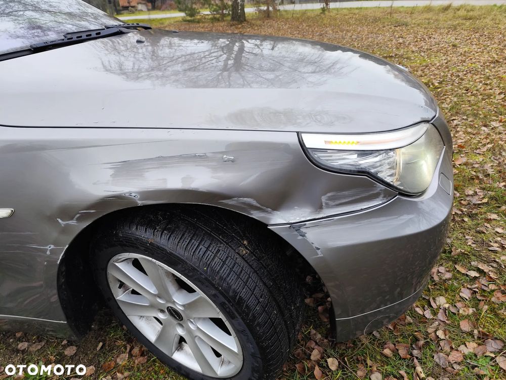 BMW Seria 5 525d xDrive - 22