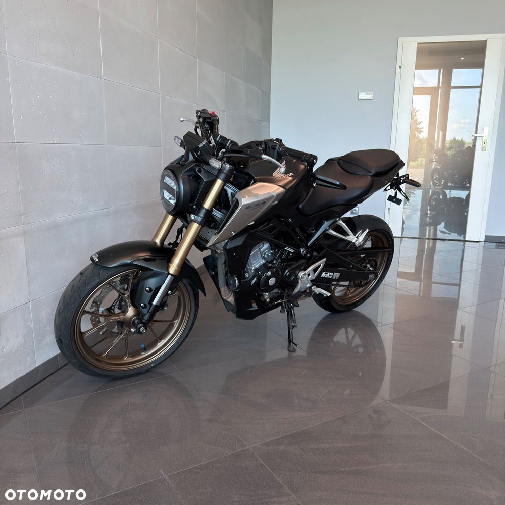 Honda CB - 7