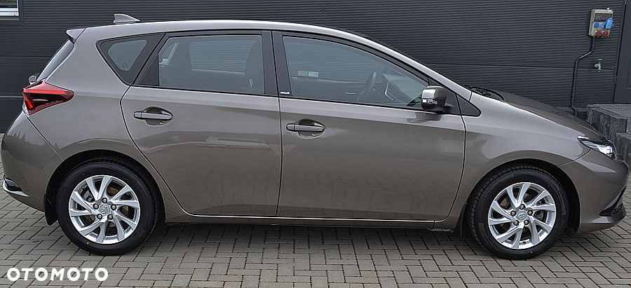 Toyota Auris 1.33 VVT-i Life - 4