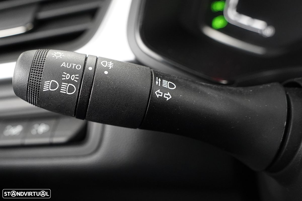 Renault Captur 1.0 TCe Techno Bi-Fuel - 17