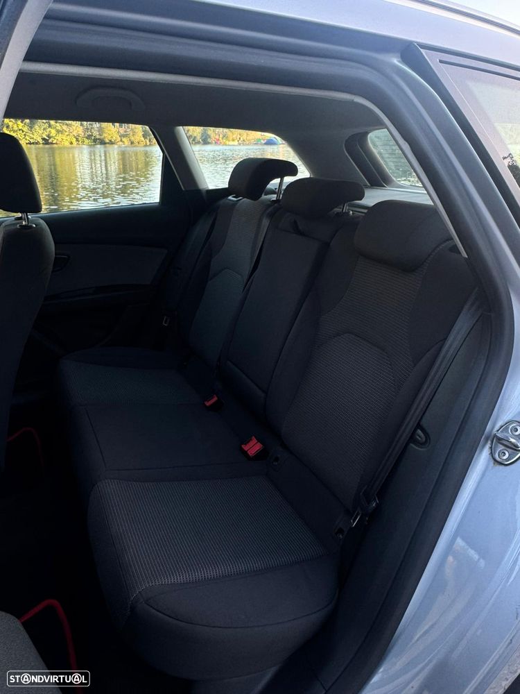 SEAT Leon ST 1.6 TDI S&S DSG Style - 8