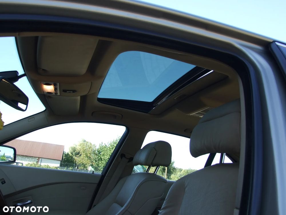 BMW Seria 5 - 12