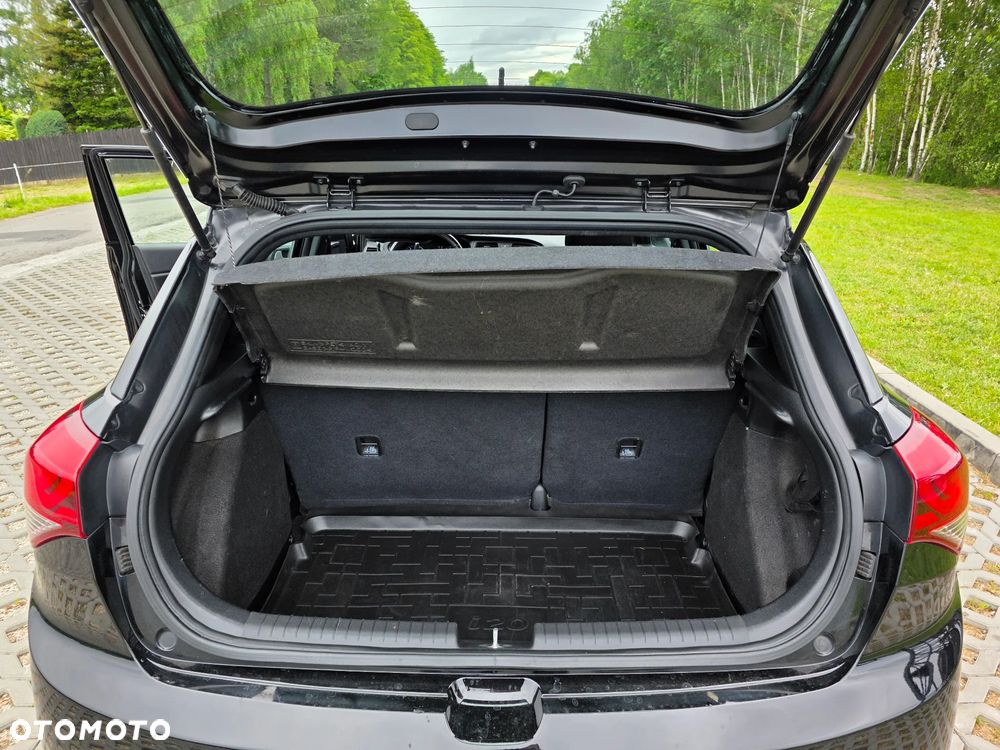 Hyundai i20 1.2 - 13