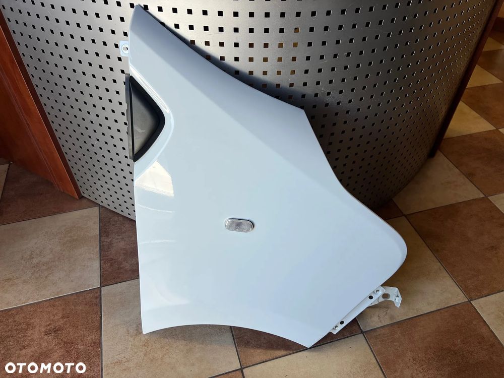 BŁOTNIK PRZÓD PRZEDNI PRAWY RENAULT TRAFIC III DV369