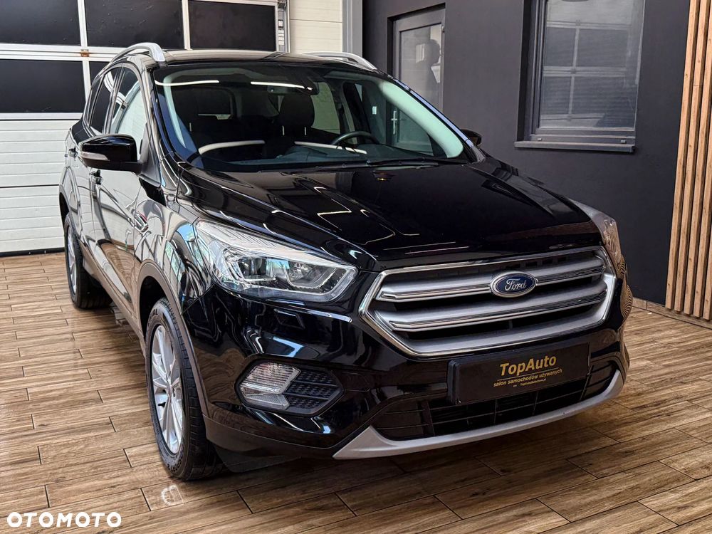 Ford Kuga 2.0 TDCi 2x4 Titanium - 4