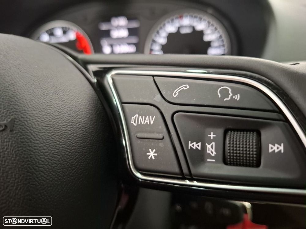 Audi Q2 1.0 TFSI Design S tronic - 25