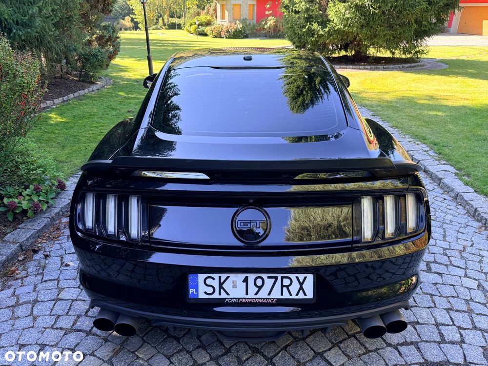 Ford Mustang 5.0 V8 GT - 4