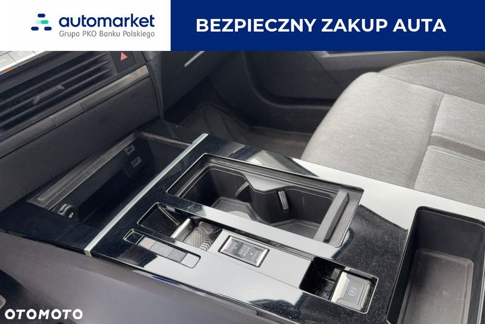 Opel Astra 1.2 T Elegance S&S - 10