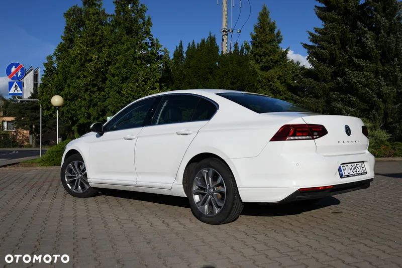Volkswagen Passat 2.0 TSI Business DSG - 6
