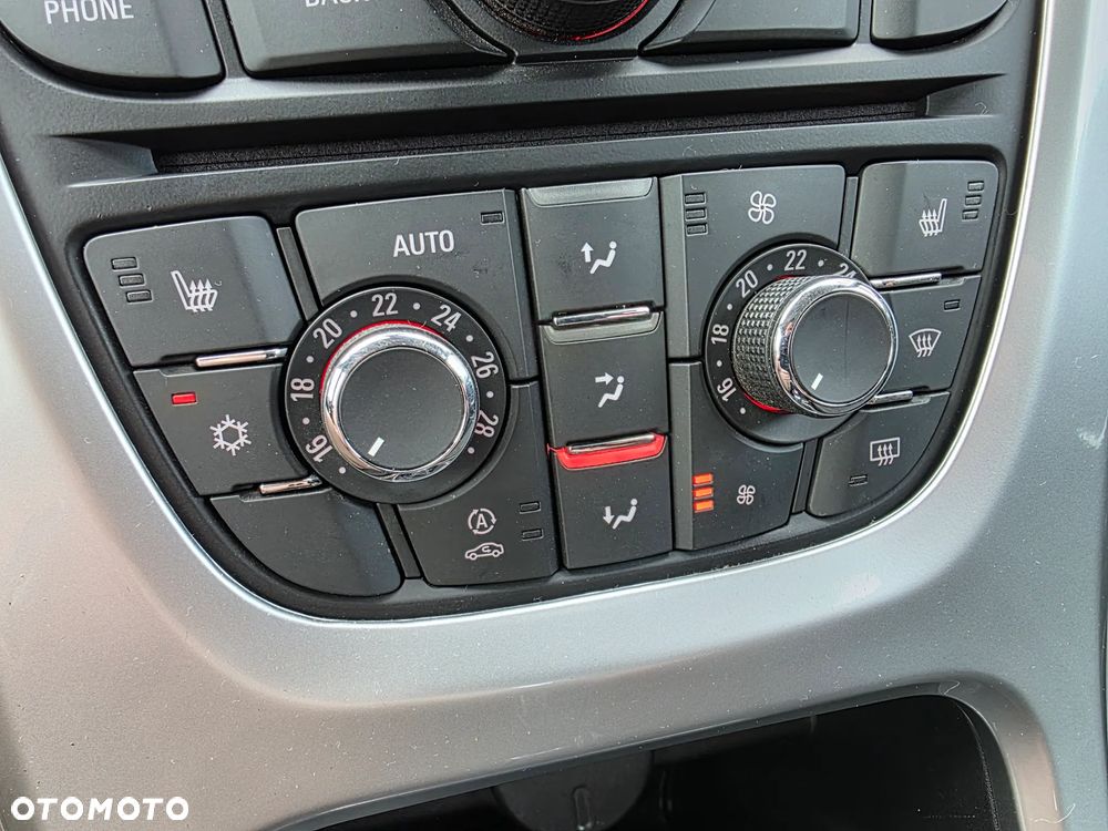 Opel Astra 1.4 Turbo Cosmo - 29
