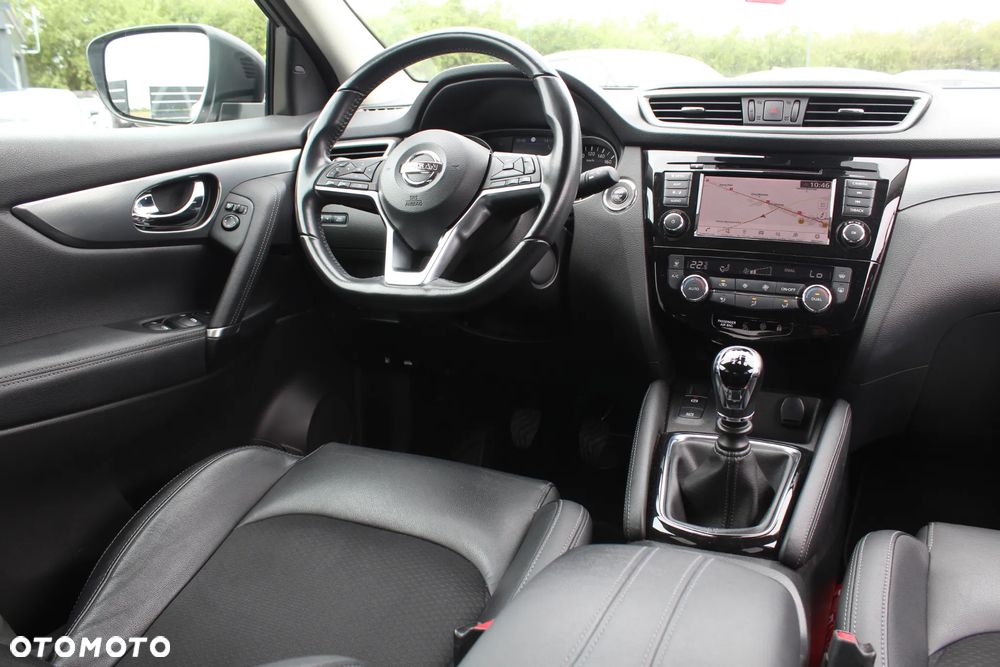 Nissan Qashqai 1.3 DIG-T Tekna+ - 25