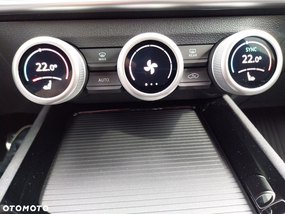 Skoda Superb 1.5 TSI Plug-in Hybrid Sportline DSG - 35
