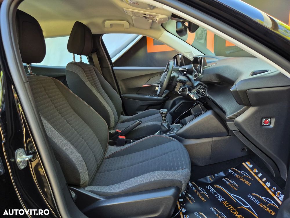 Peugeot 2008 PureTech 130 Allure Pack - 14