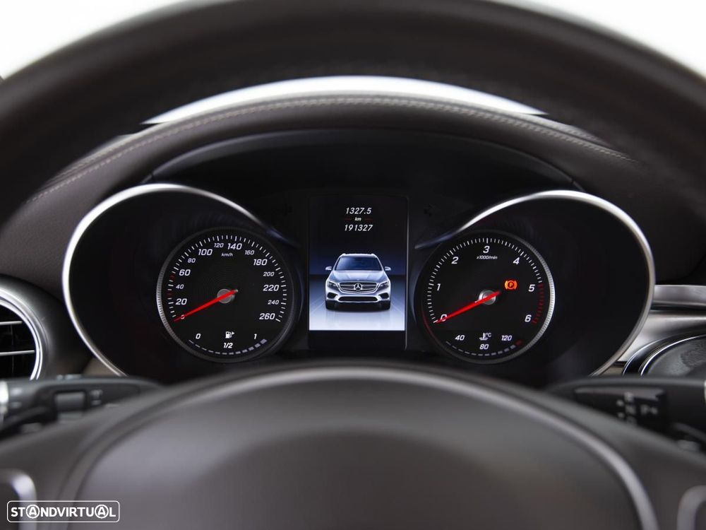 Mercedes-Benz GLC 250 - 21