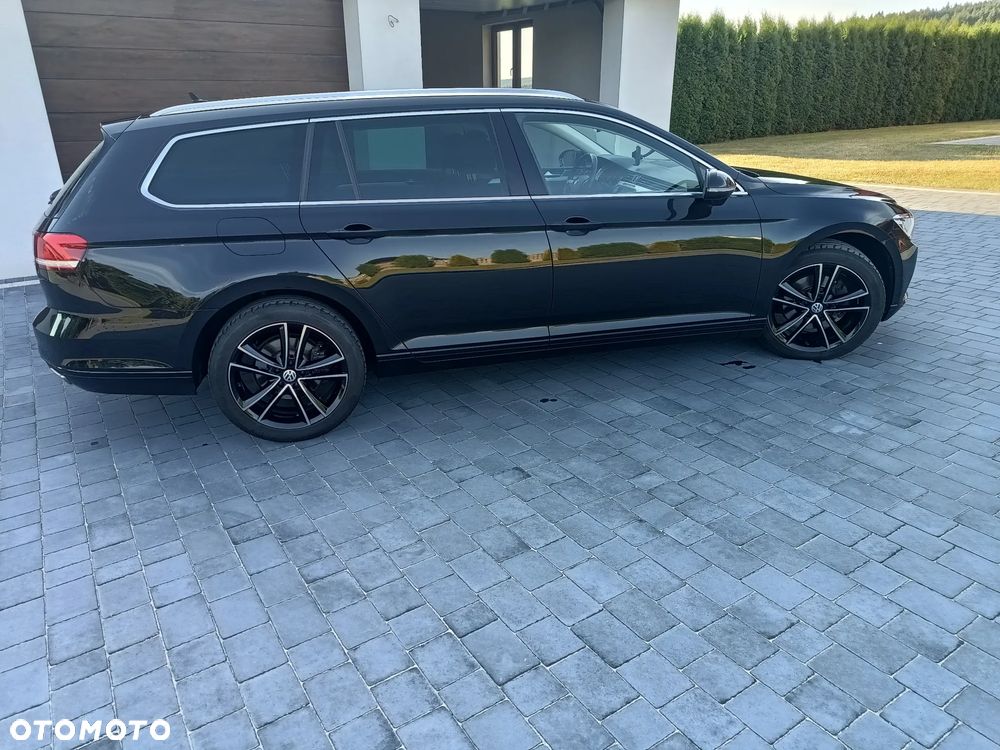 Volkswagen Passat 2.0 TDI SCR DSG Business - 8