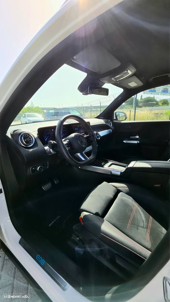 Mercedes-Benz EQB 250+ AMG Line - 13