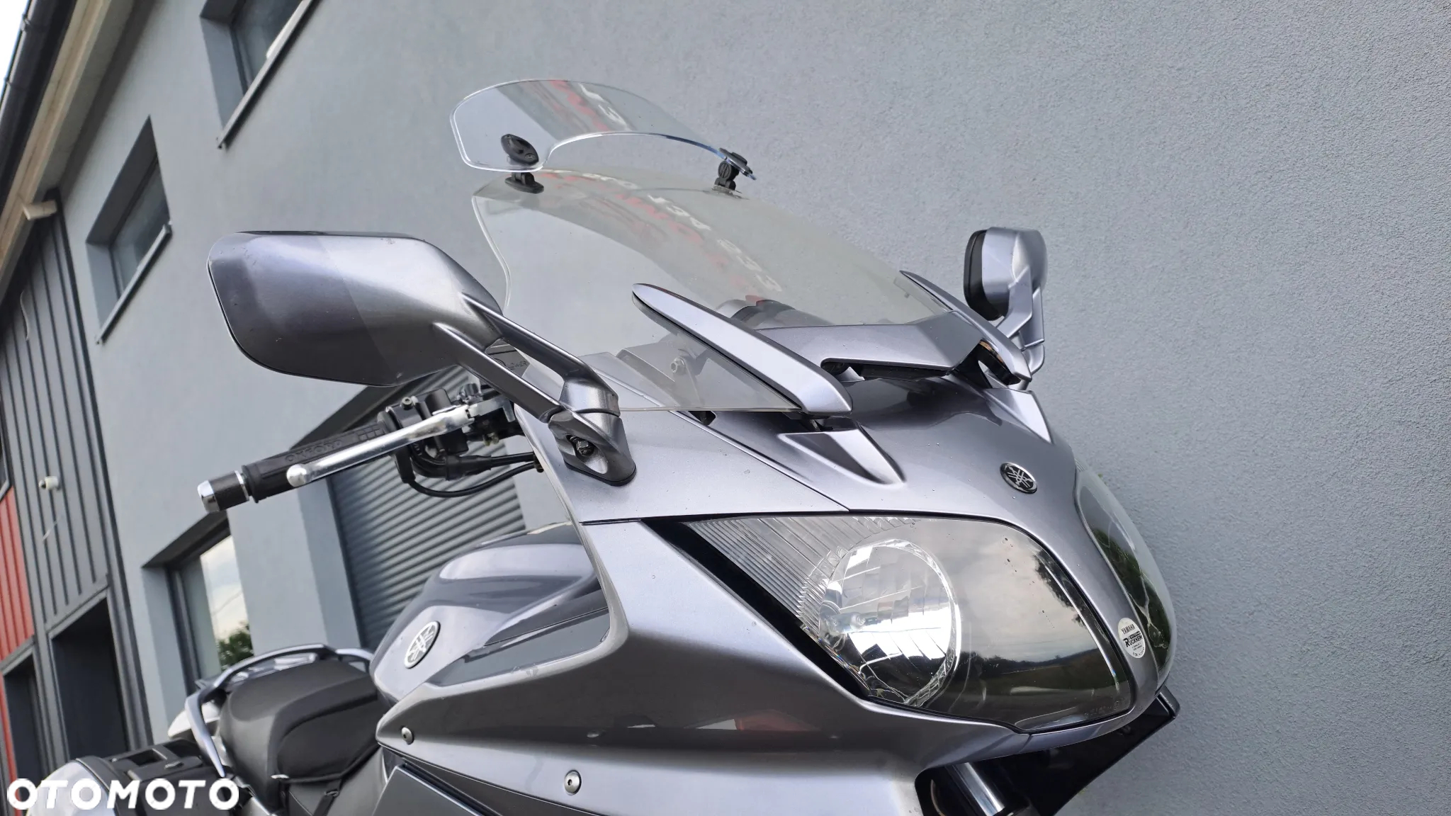 Yamaha FJR - 14